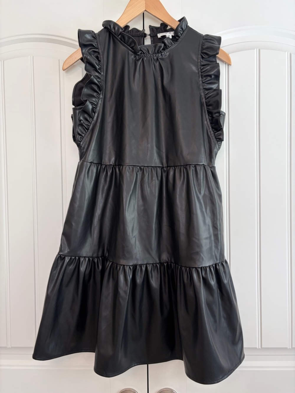 THML NWT Tabitha Black Faux Leather Tiered Mini Dress Ruffle Sleeve Size XS